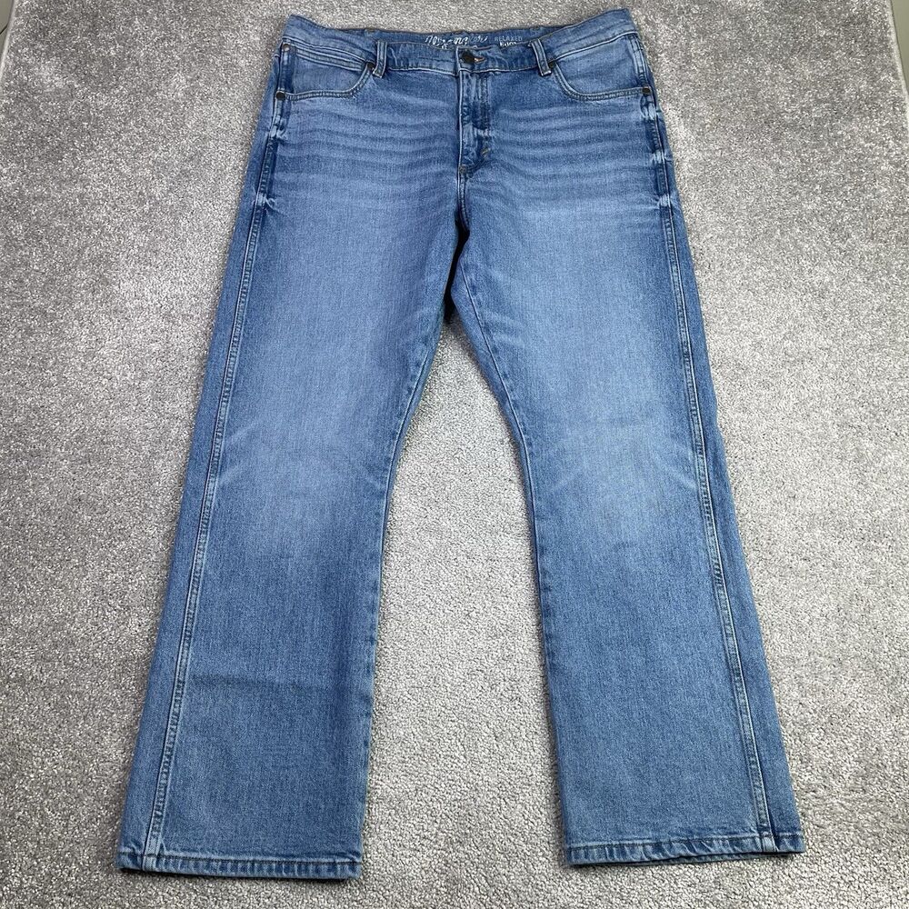 Wrangler Retro Jeans Men’s 36X30 Blue Relaxed Bootcut Mid-Rise Western Cowboy